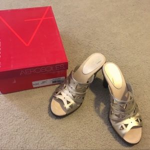 NIB Aerosoles heeled sandals. Size 6.5